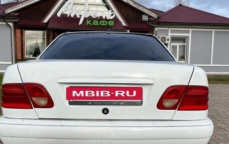 Mercedes-Benz E-Класс, 1999 год, 460 000 рублей, 5 фотография