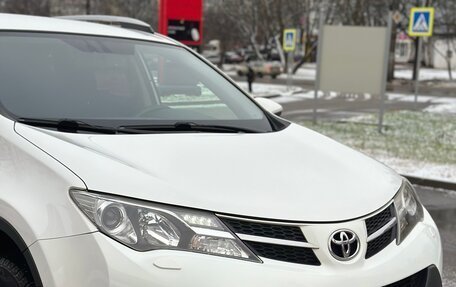 Toyota RAV4, 2014 год, 1 800 000 рублей, 24 фотография