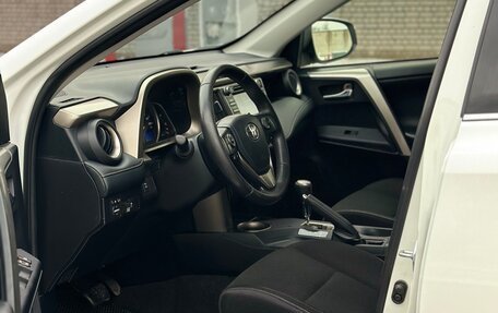 Toyota RAV4, 2014 год, 1 800 000 рублей, 30 фотография