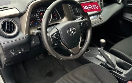Toyota RAV4, 2014 год, 1 800 000 рублей, 28 фотография