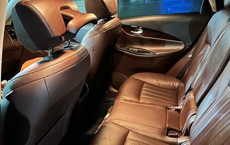 Infiniti QX50 I рестайлинг, 2015 год, 1 600 000 рублей, 5 фотография