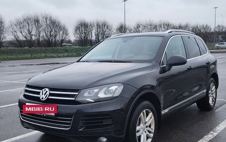 Volkswagen Touareg III, 2014 год, 2 595 000 рублей, 2 фотография