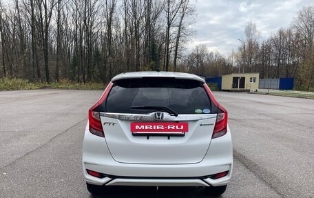 Honda Fit III, 2019 год, 1 300 000 рублей, 2 фотография