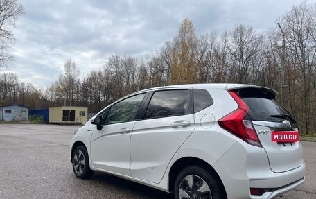 Honda Fit III, 2019 год, 1 300 000 рублей, 6 фотография