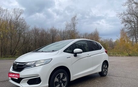 Honda Fit III, 2019 год, 1 300 000 рублей, 3 фотография