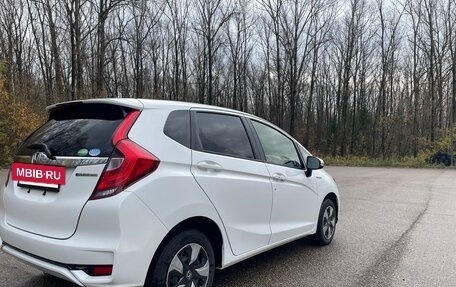 Honda Fit III, 2019 год, 1 300 000 рублей, 8 фотография