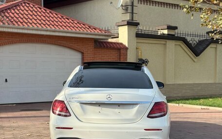 Mercedes-Benz E-Класс, 2016 год, 3 200 000 рублей, 10 фотография