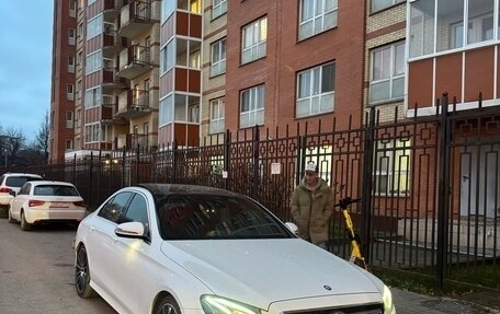 Mercedes-Benz E-Класс, 2016 год, 3 200 000 рублей, 15 фотография