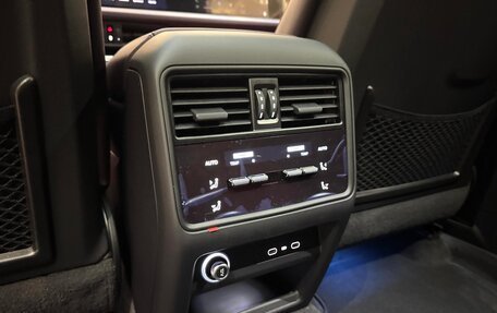 Porsche Cayenne III, 2025 год, 18 850 000 рублей, 17 фотография