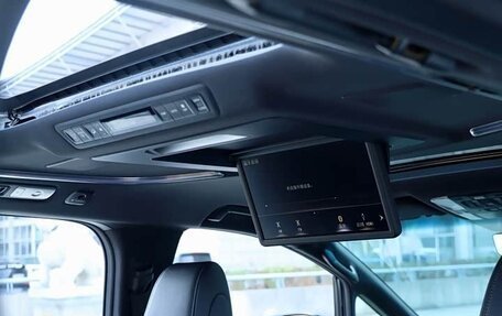 Lexus LM I, 2021 год, 9 333 155 рублей, 8 фотография