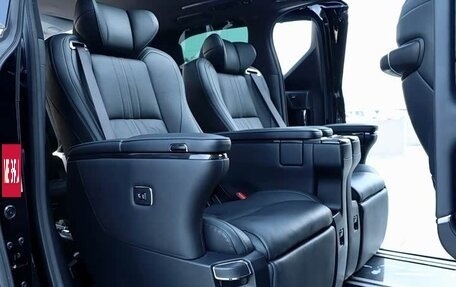 Lexus LM I, 2021 год, 9 333 155 рублей, 7 фотография