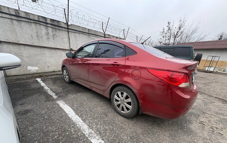 Hyundai Solaris II рестайлинг, 2012 год, 880 000 рублей, 8 фотография