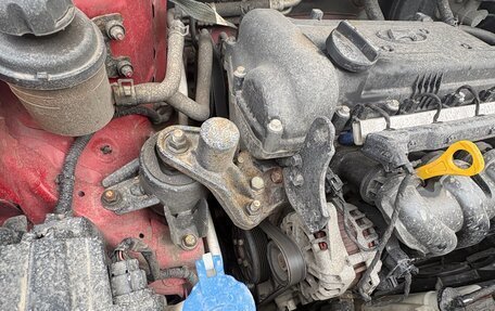 Hyundai Solaris II рестайлинг, 2012 год, 880 000 рублей, 17 фотография