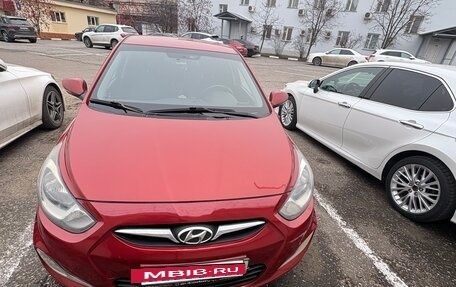 Hyundai Solaris II рестайлинг, 2012 год, 880 000 рублей, 15 фотография