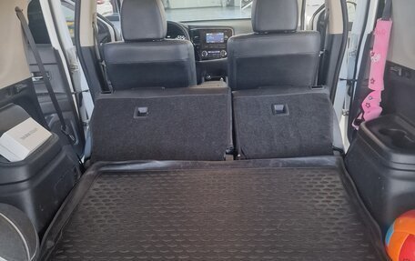 Mitsubishi Outlander III рестайлинг 3, 2013 год, 1 550 000 рублей, 7 фотография