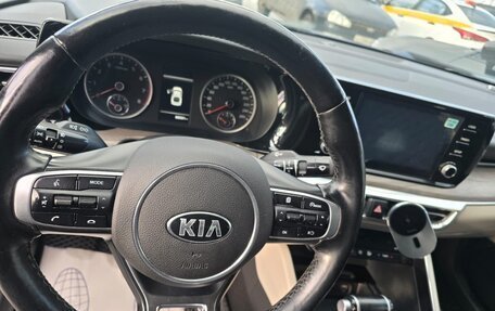 KIA K5, 2021 год, 2 800 000 рублей, 8 фотография