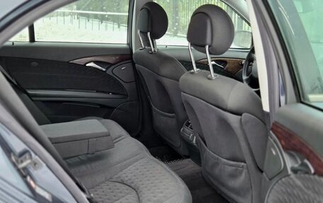 Mercedes-Benz E-Класс, 2002 год, 450 000 рублей, 9 фотография