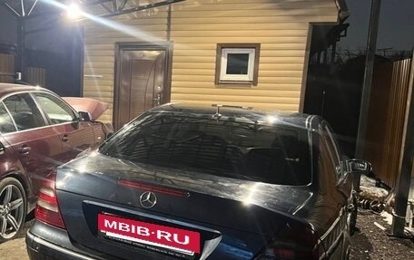 Mercedes-Benz E-Класс, 2002 год, 450 000 рублей, 10 фотография