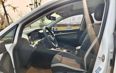 Volkswagen Golf VII, 2021 год, 1 600 000 рублей, 10 фотография