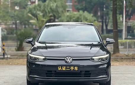 Volkswagen Golf VIII, 2022 год, 1 450 155 рублей, 2 фотография