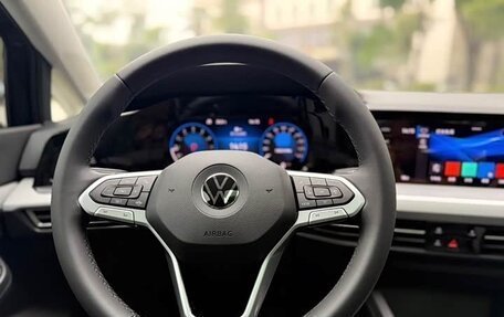 Volkswagen Golf VIII, 2022 год, 1 450 155 рублей, 13 фотография