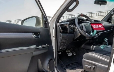 Toyota Hilux VIII, 2024 год, 7 250 000 рублей, 14 фотография