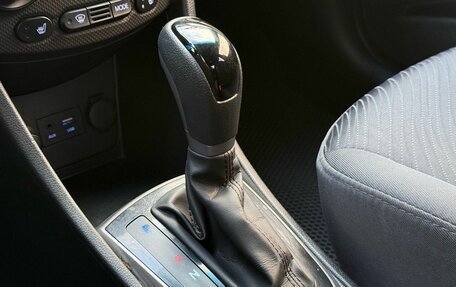 Hyundai Solaris II рестайлинг, 2015 год, 1 099 000 рублей, 12 фотография