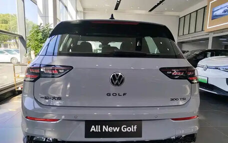 Volkswagen Golf VIII, 2025 год, 2 450 155 рублей, 2 фотография