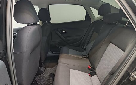 Volkswagen Polo VI (EU Market), 2011 год, 650 000 рублей, 15 фотография