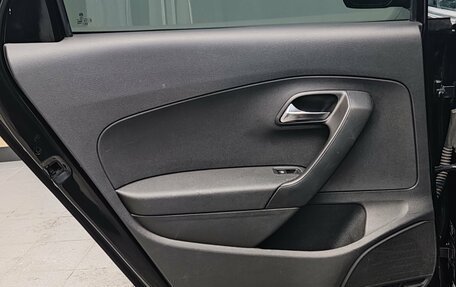 Volkswagen Polo VI (EU Market), 2011 год, 650 000 рублей, 20 фотография