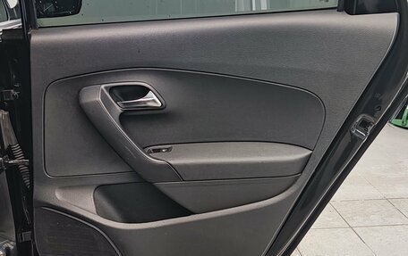 Volkswagen Polo VI (EU Market), 2011 год, 650 000 рублей, 21 фотография