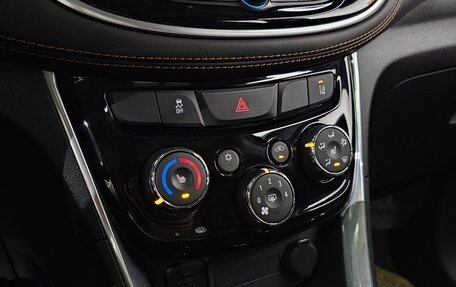 Chevrolet Trax, 2022 год, 1 480 000 рублей, 6 фотография