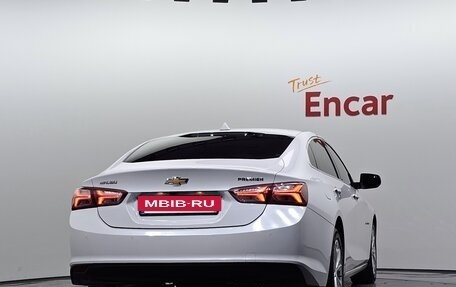 Chevrolet Malibu IX, 2022 год, 1 350 000 рублей, 2 фотография