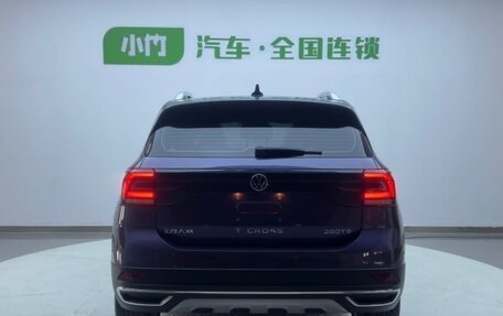 Volkswagen T-Cross I, 2022 год, 1 640 000 рублей, 3 фотография