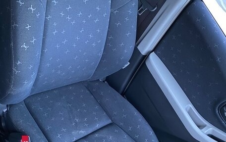 Toyota Vitz, 2009 год, 670 000 рублей, 14 фотография