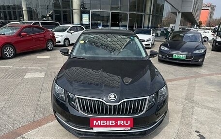 Skoda Octavia IV, 2023 год, 1 650 000 рублей, 2 фотография