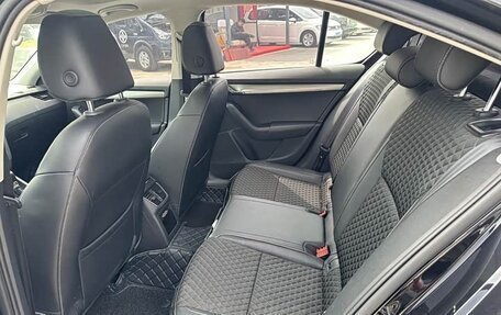 Skoda Octavia IV, 2023 год, 1 650 000 рублей, 10 фотография