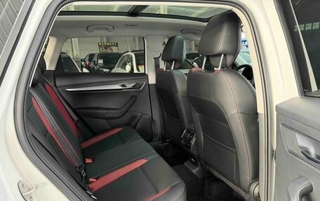 Skoda Karoq I, 2022 год, 2 070 000 рублей, 7 фотография