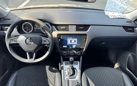 Skoda Octavia IV, 2023 год, 1 770 000 рублей, 10 фотография