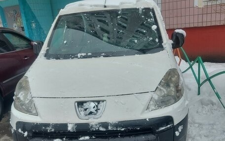 Peugeot Partner II рестайлинг 2, 2010 год, 460 000 рублей, 10 фотография