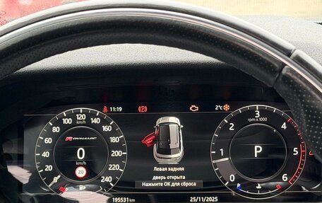 Land Rover Range Rover Velar I, 2018 год, 3 192 320 рублей, 6 фотография