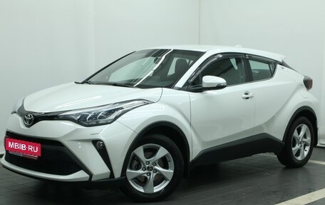 Toyota C-HR I рестайлинг, 2020 год, 2 800 000 рублей, 2 фотография