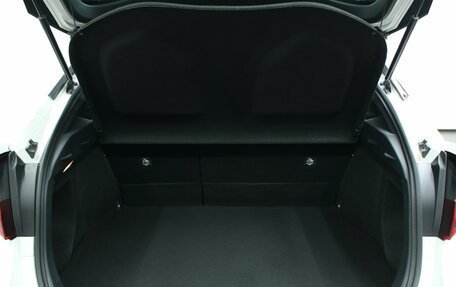 Toyota C-HR I рестайлинг, 2020 год, 2 800 000 рублей, 14 фотография