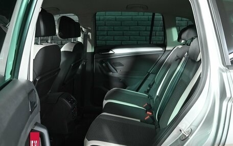 Volkswagen Tiguan II, 2019 год, 2 230 000 рублей, 17 фотография