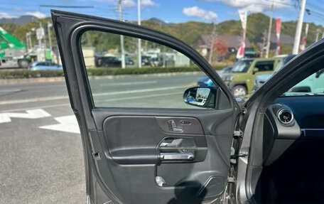 Mercedes-Benz GLB, 2021 год, 1 950 125 рублей, 28 фотография