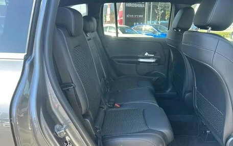 Mercedes-Benz GLB, 2021 год, 1 950 125 рублей, 31 фотография