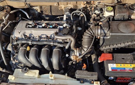 Toyota Avensis III рестайлинг, 2003 год, 679 000 рублей, 6 фотография