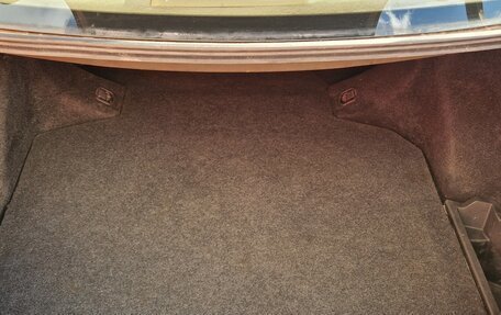 Toyota Avensis III рестайлинг, 2003 год, 679 000 рублей, 7 фотография