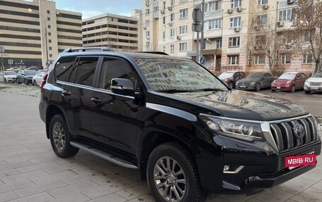 Toyota Land Cruiser Prado 150 рестайлинг 2, 2018 год, 5 050 000 рублей, 3 фотография