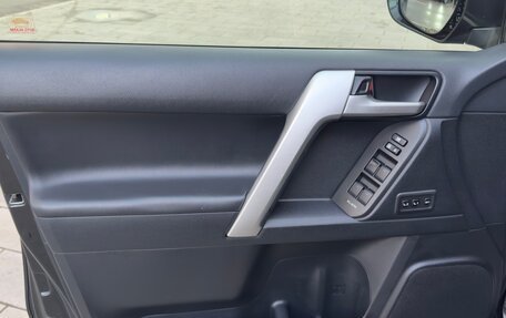 Toyota Land Cruiser Prado 150 рестайлинг 2, 2018 год, 5 050 000 рублей, 17 фотография